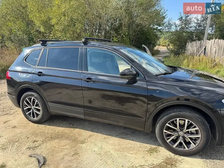 Volkswagen Tiguan 2021 photo 4
