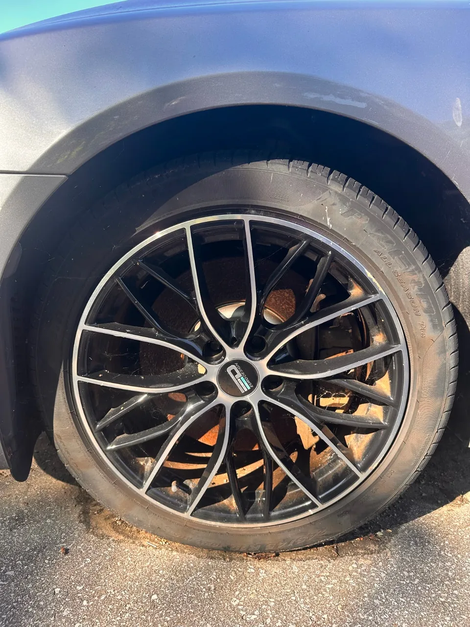BMW 7 Series 2011 photo 4