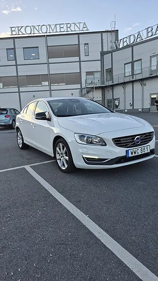 Volvo S60 2017 photo 2