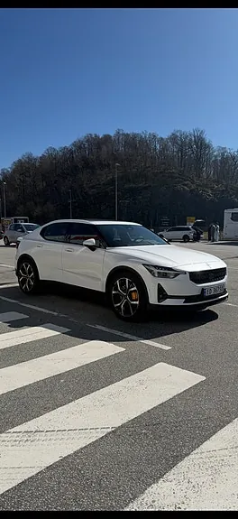 Polestar 2 2022 photo 2