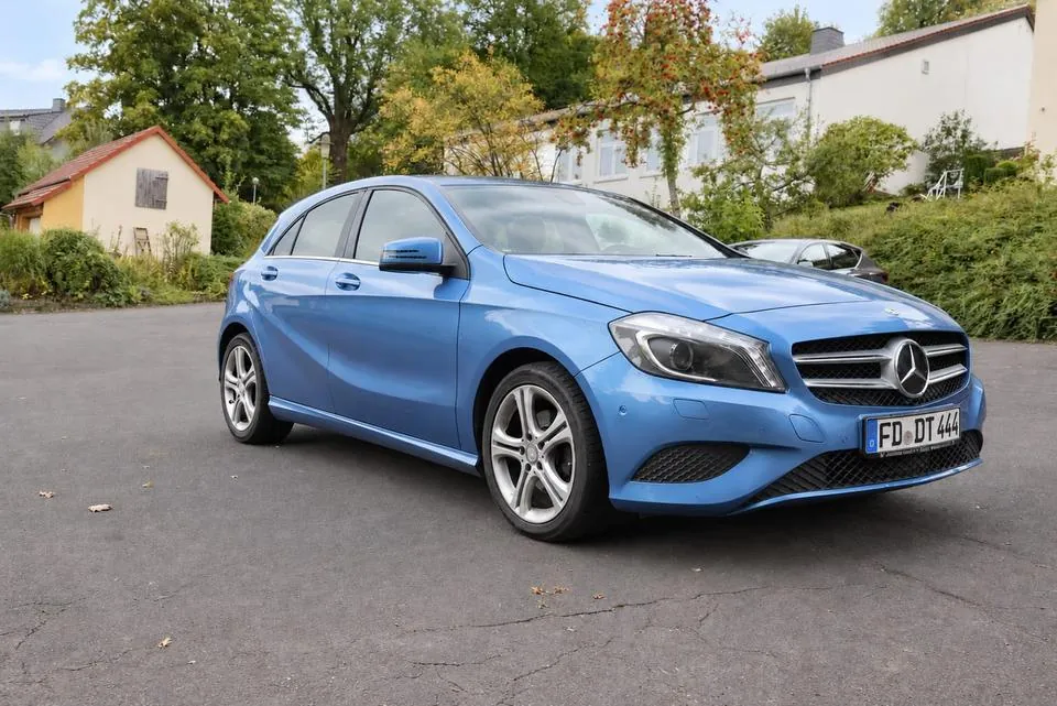 Mercedes-Benz A 180