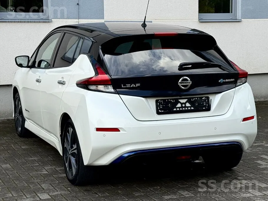 Nissan Leaf 2020 photo 3