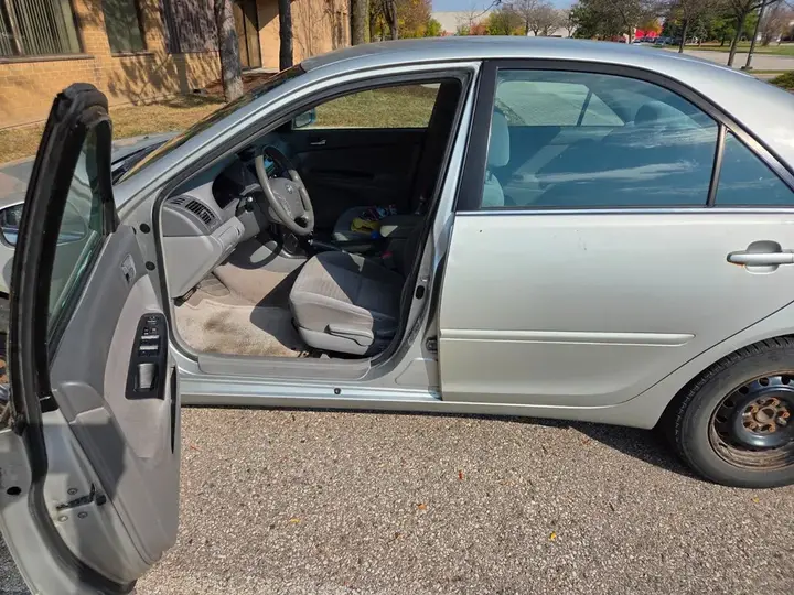 Toyota Camry 2006 photo 2