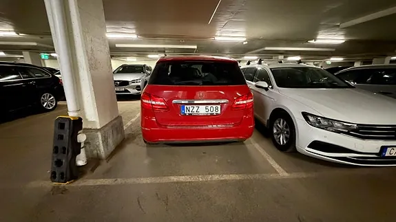 Mercedes-Benz B180 2013 photo 4