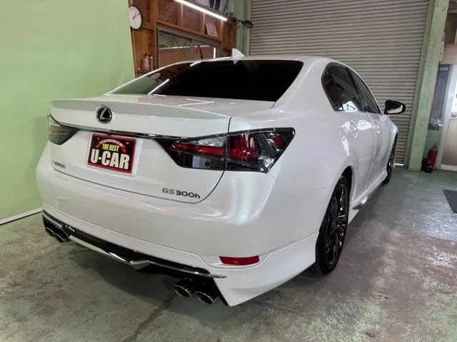Lexus Gs300H 2016 photo 2