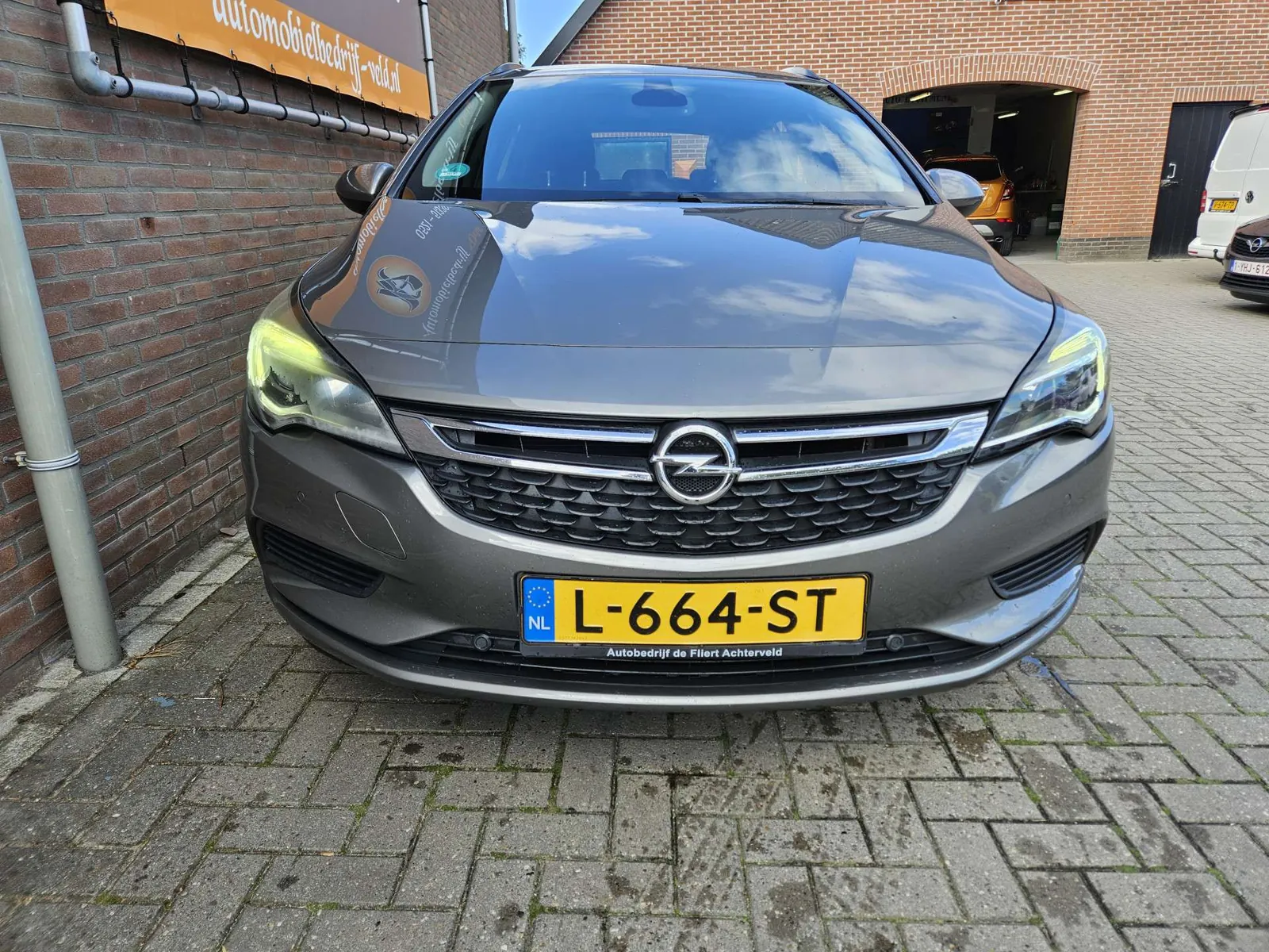 Opel Astra 2016 photo 2