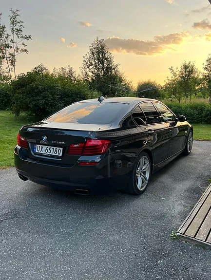 BMW M550D 2014 photo 2