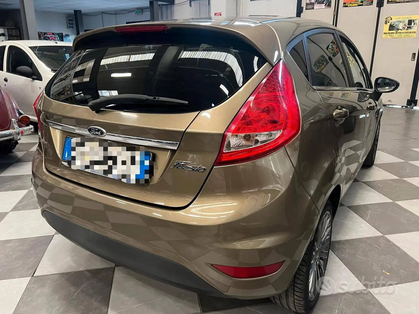 Ford Fiesta 2012 photo 3