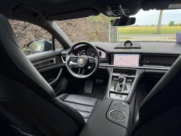 Porsche Panamera 2024 photo 2