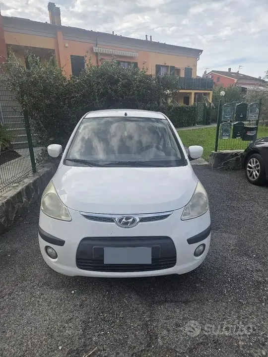 Hyundai I10 2010 photo 3
