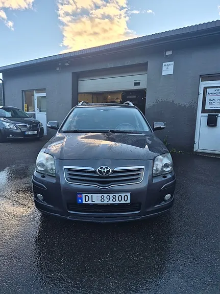 Toyota Avensis 2008 photo 2