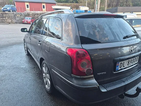 Toyota Avensis 2008 photo 5