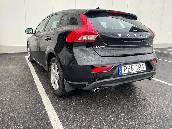 Volvo V40 2014 photo 2
