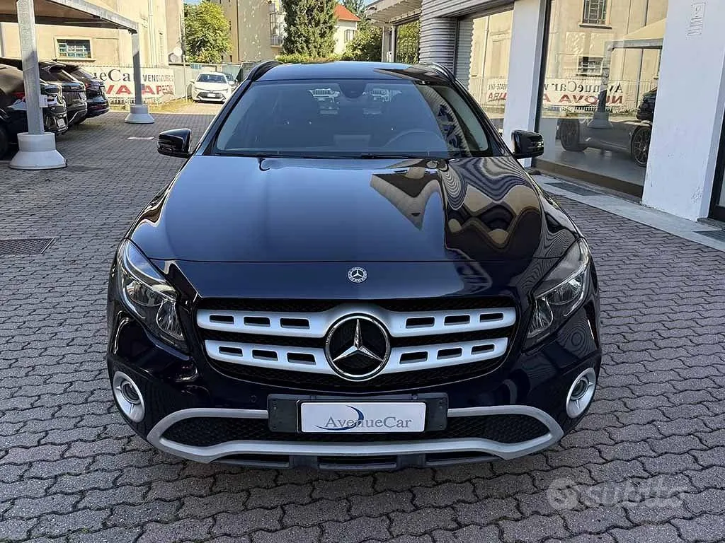 Mercedes-Benz Gla 2017 photo 2