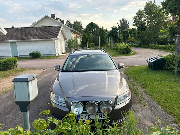 Volvo V70 2008 photo 3