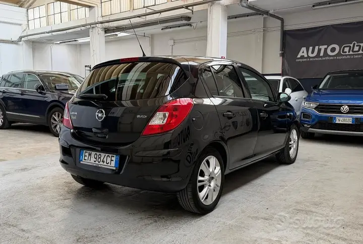 Opel Corsa 2012 photo 5