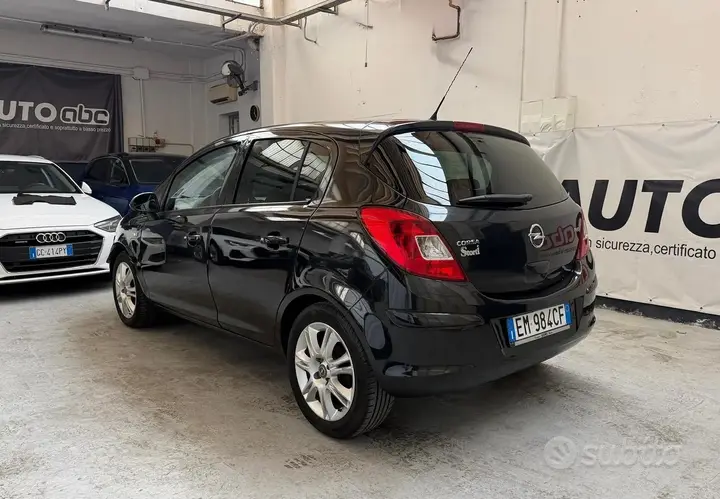 Opel Corsa 2012 photo 4