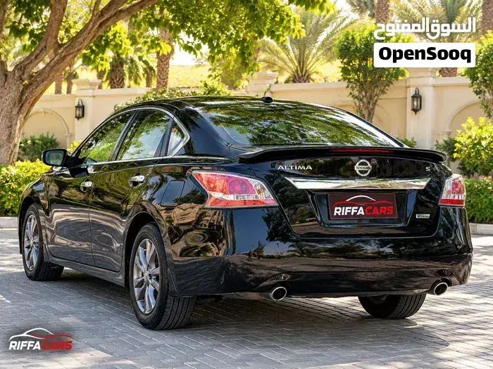 Nissan Altima 2018 photo 2