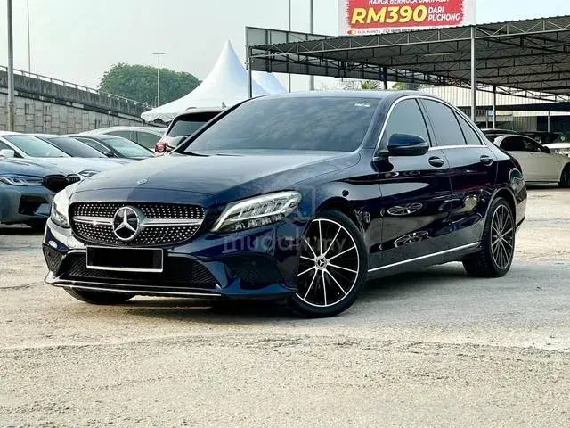 Mercedes-Benz C200