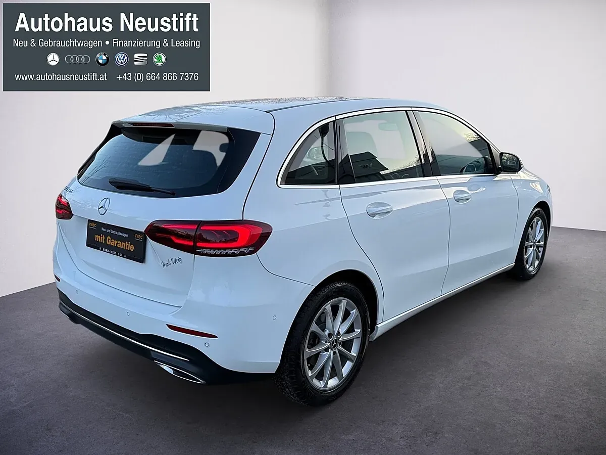 Mercedes-Benz B-Class 2020 photo 3
