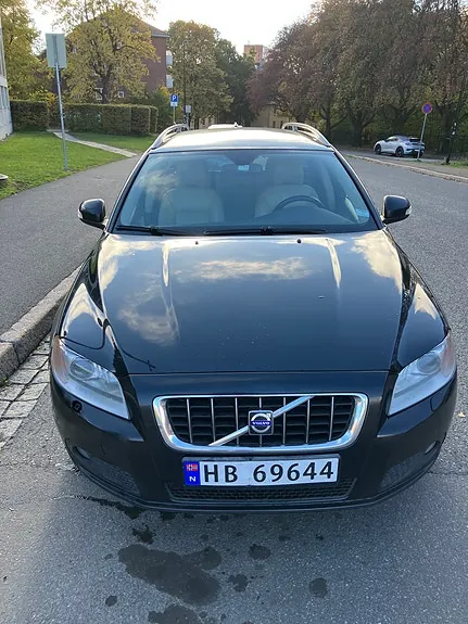 Volvo V70 2009 photo 2