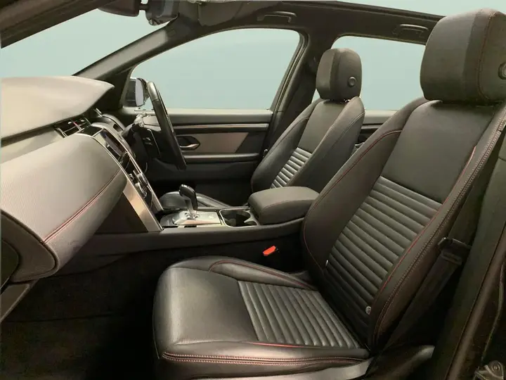 Land Rover Discovery Sport 2022 photo 4