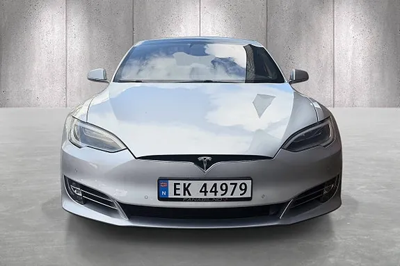 Tesla Model S 2018 photo 2