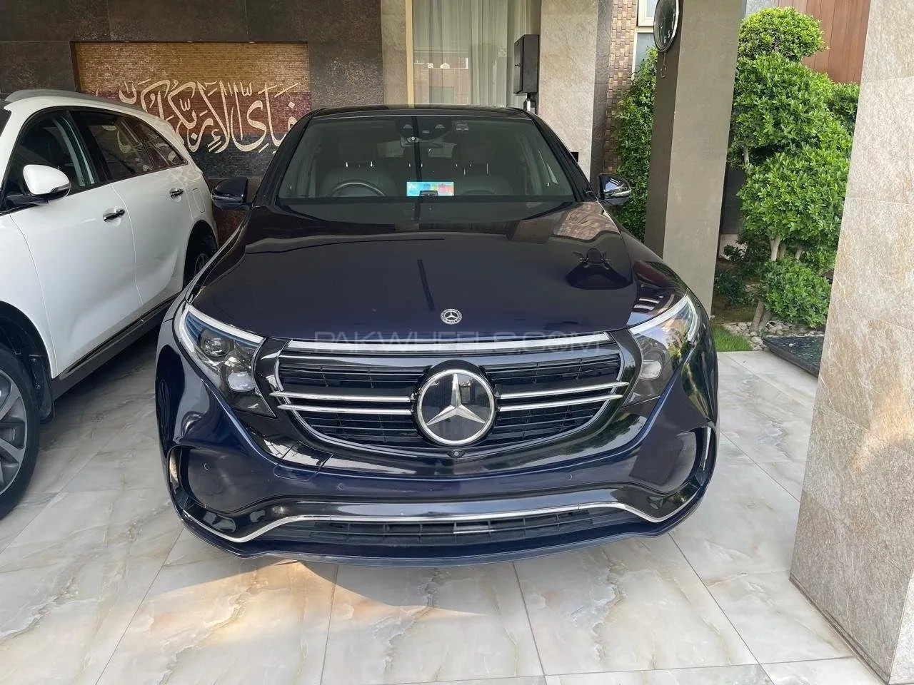 Mercedes-Benz Eqc