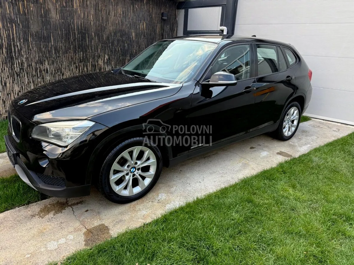 BMW X1 2012 photo 4