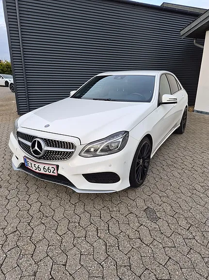 Mercedes-Benz E220 2013 photo 4