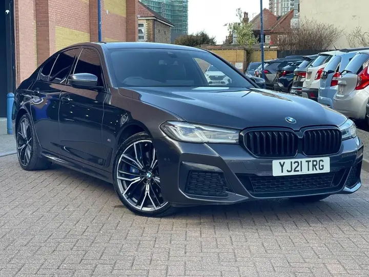BMW 5 Series 2021 photo 5