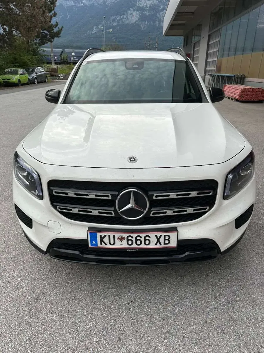 Mercedes-Benz Glb