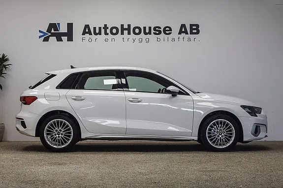Audi A3 2024 photo 3