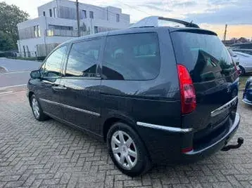 Peugeot 807