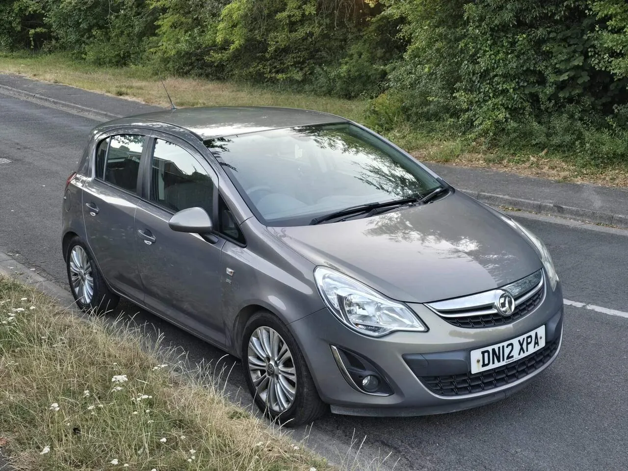 Vauxhall Corsa 2012 photo 3