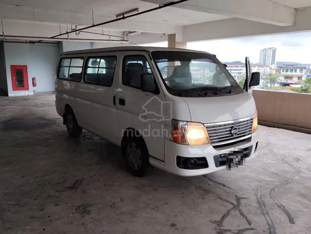 Nissan Urvan