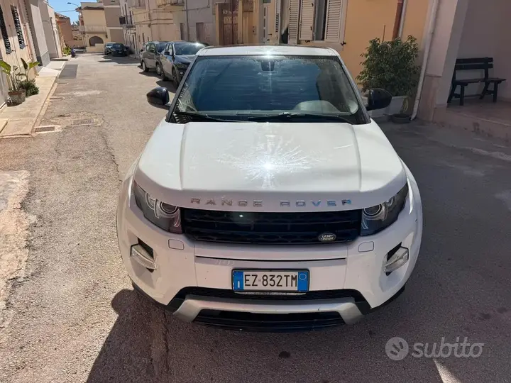 Land Rover Range Rover Evoque 2015 photo 2