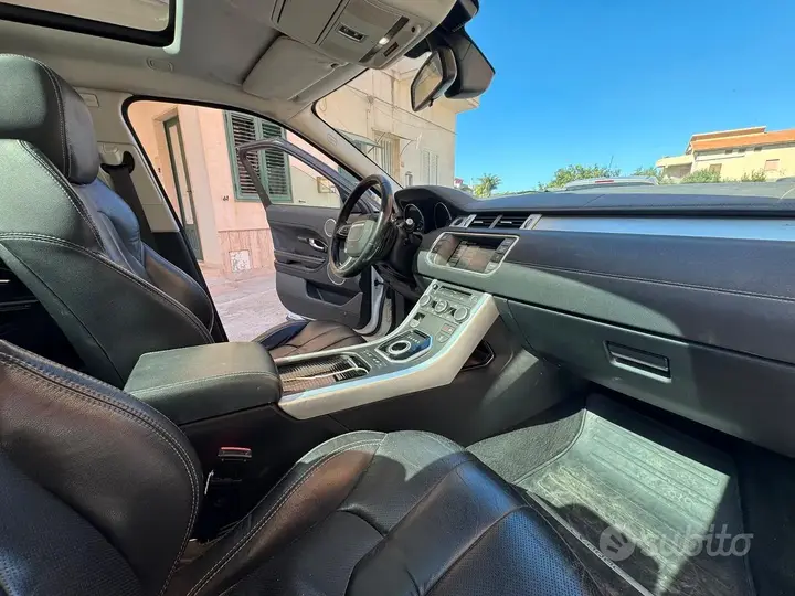 Land Rover Range Rover Evoque 2015 photo 5