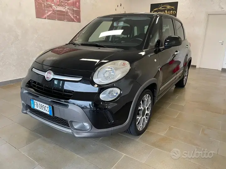 Fiat 500L 2015 photo 2