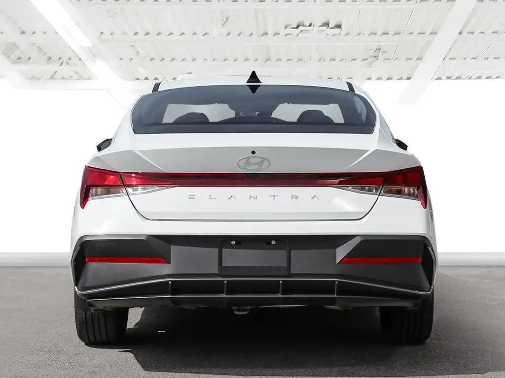 Hyundai Elantra 2026 photo 5