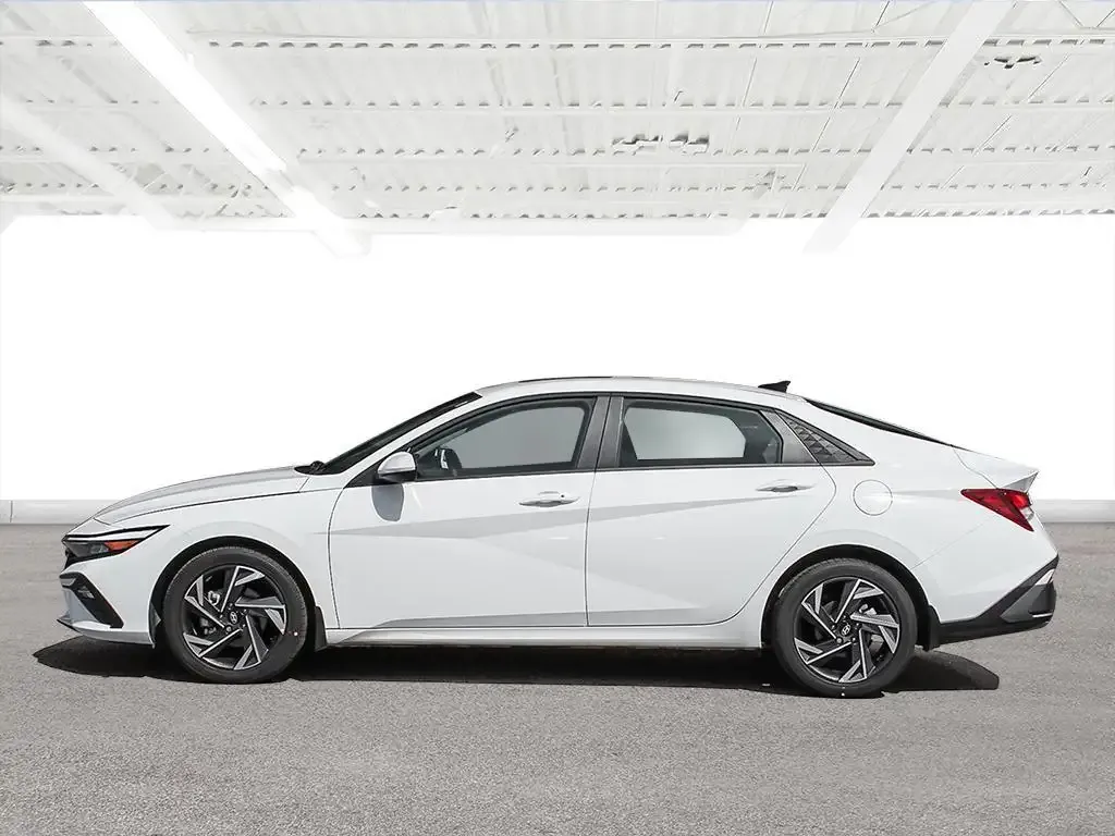 Hyundai Elantra 2026 photo 3