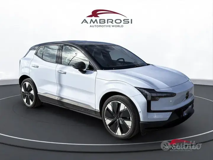 Volvo Ex30 2025 photo 2