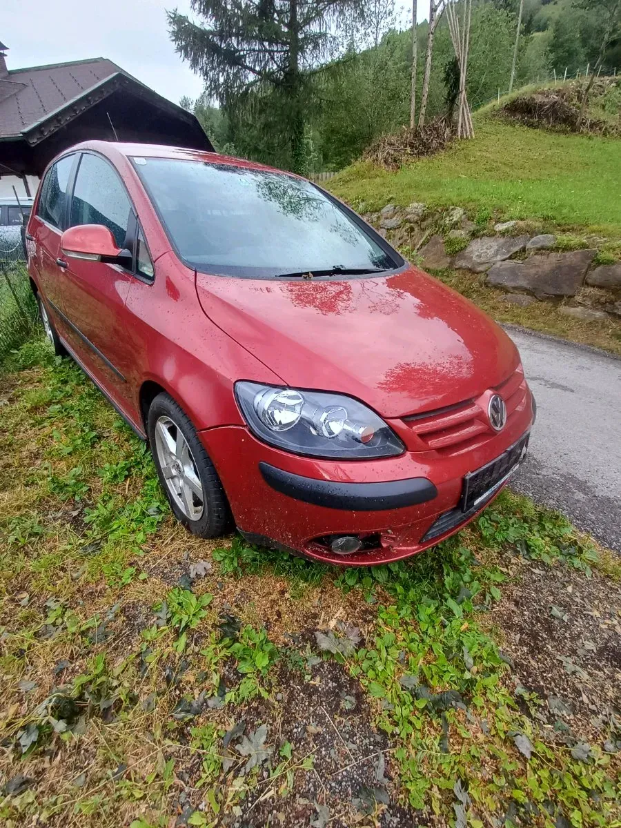 Volkswagen Golf 2005 photo 3