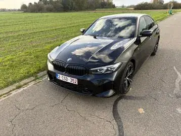 BMW 318I