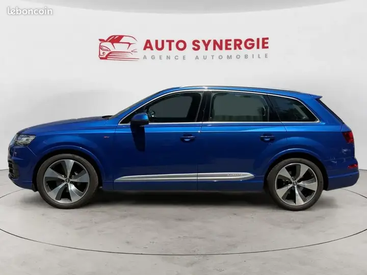 Audi Q7 2017 photo 2