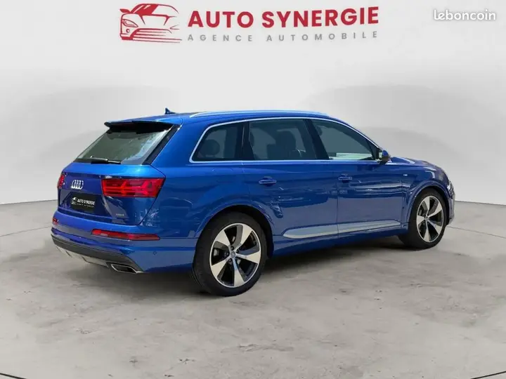 Audi Q7 2017 photo 5