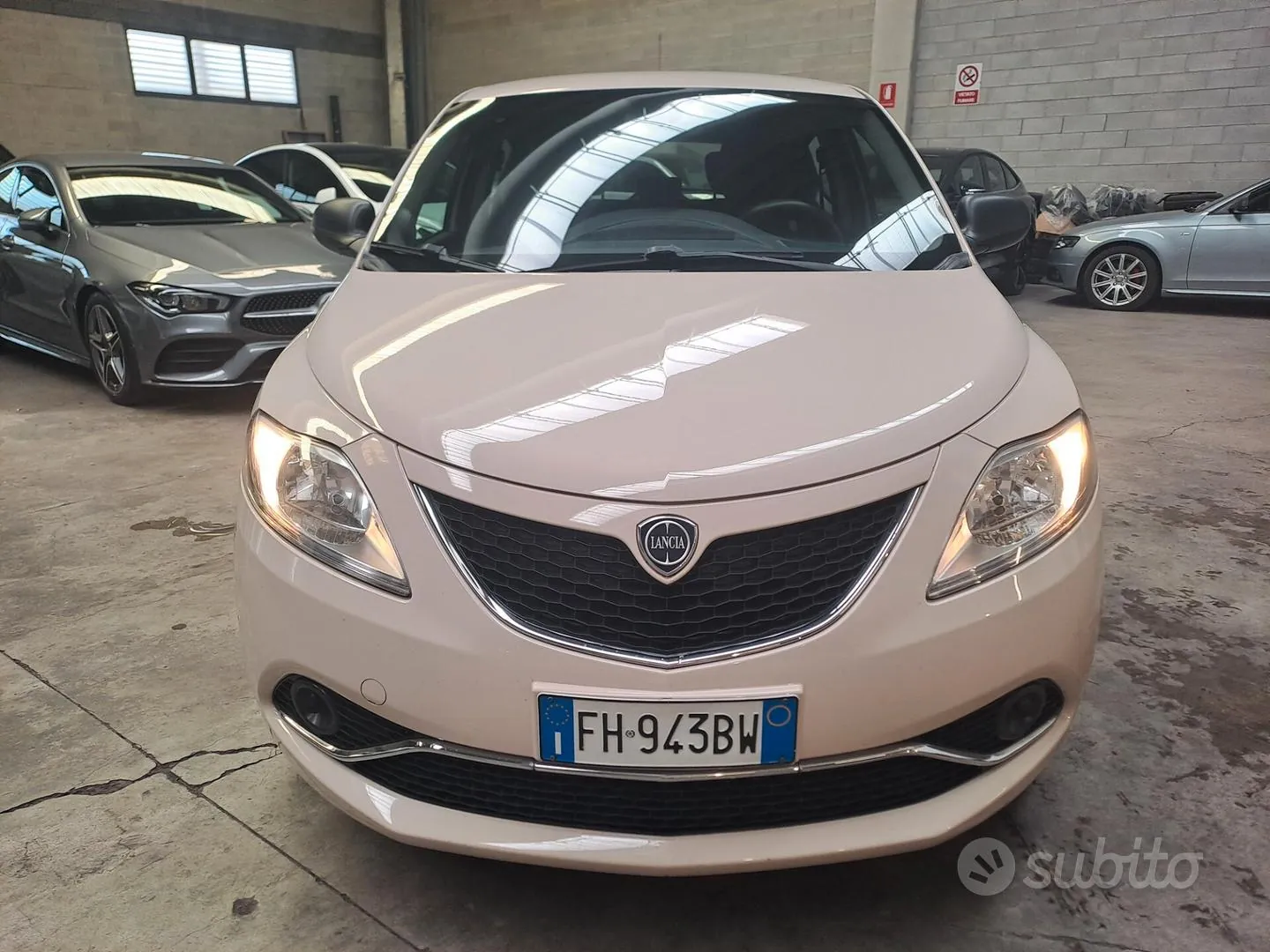 Lancia Ypsilon 2017 photo 2
