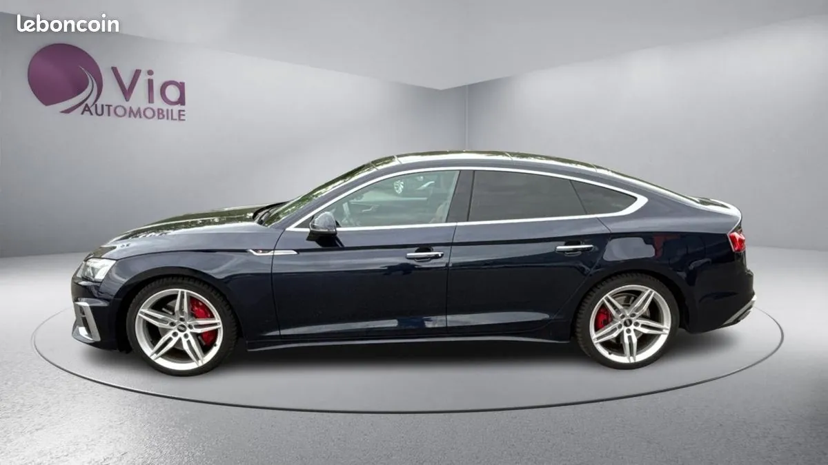 Audi A5 2021 photo 2