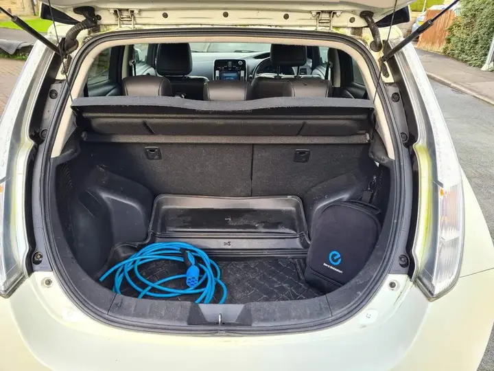 Nissan Leaf 2014 photo 5
