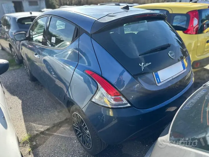 Lancia Ypsilon 2023 photo 3